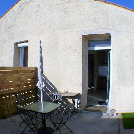 Joli appartement à 20 minutes de Montpellier Vailhauques Extérieur photo