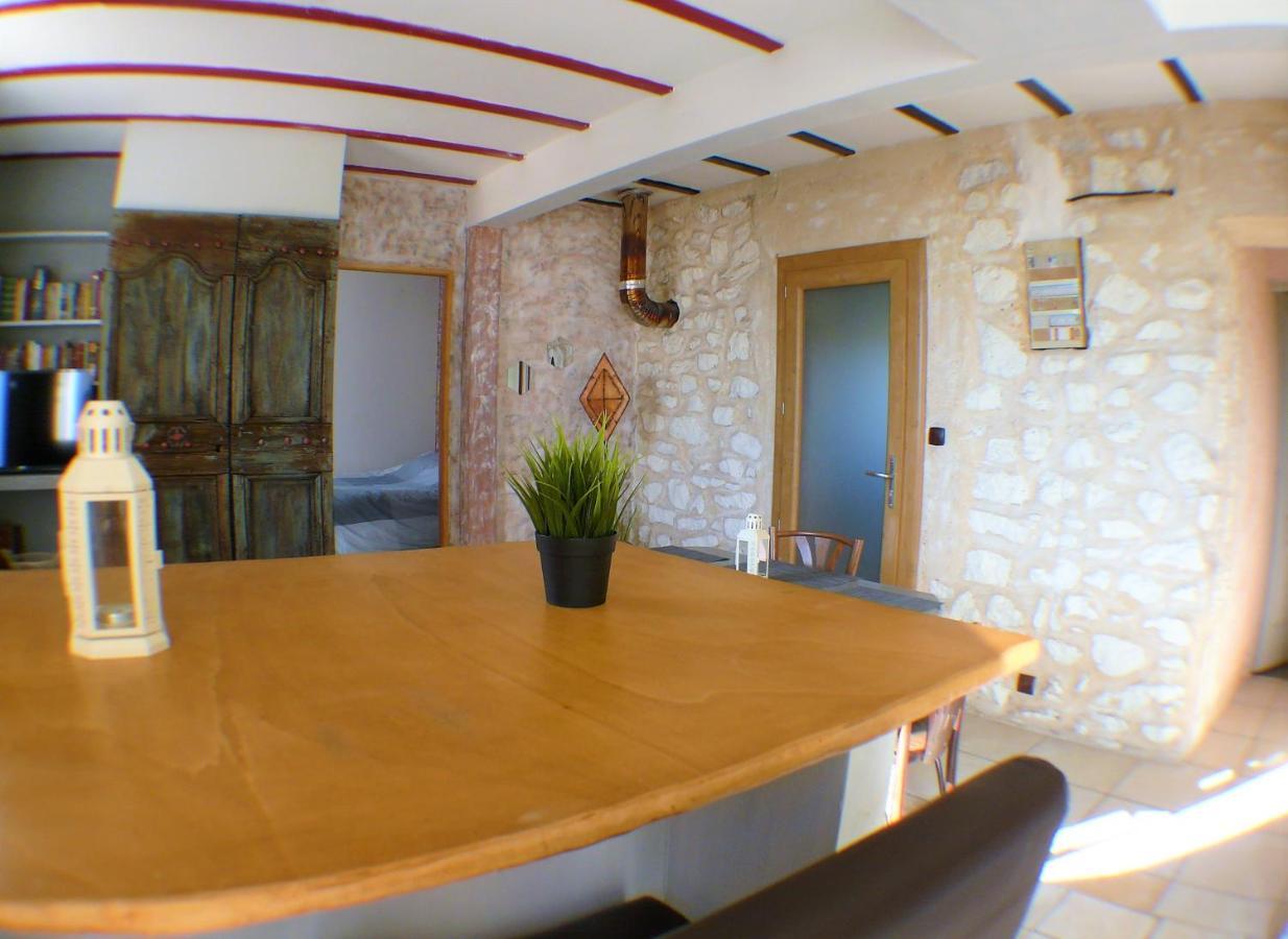 Joli appartement à 20 minutes de Montpellier Vailhauques Extérieur photo